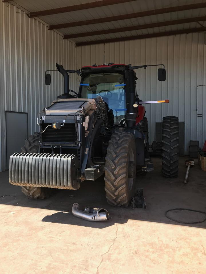 E.A. Glass heavy duty glass service, Case IH Tractor